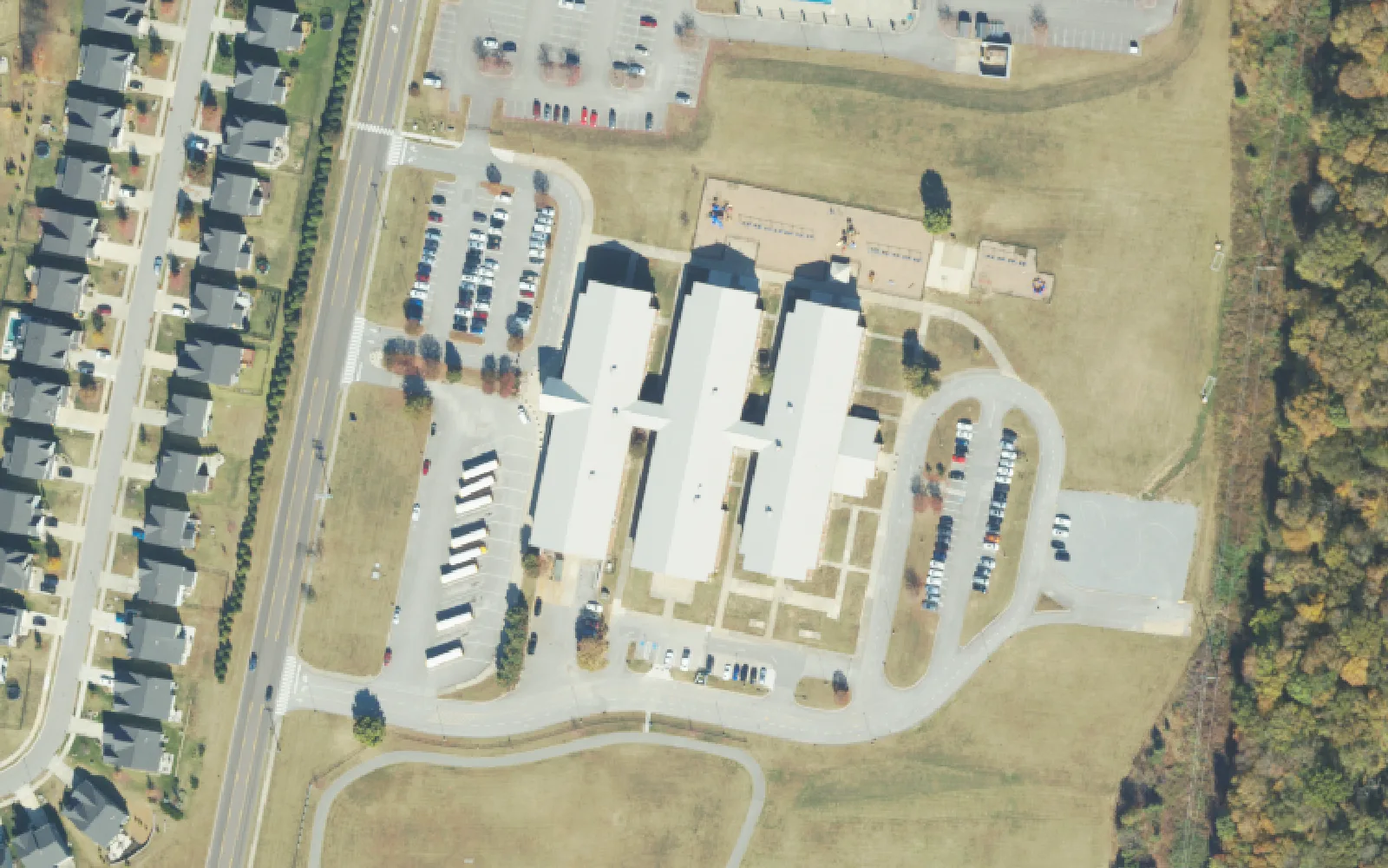 Longview Elementary School on Commonwealth Drive in Spring Hill, seen from the air