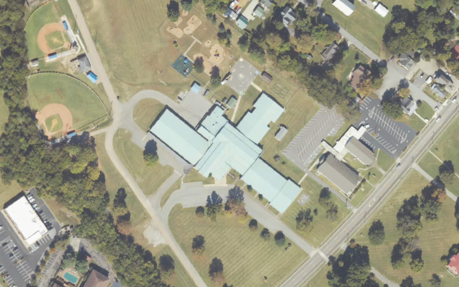 Spring Hill Elementary School and its ball fields on Main Street in Spring Hill, seen from the air